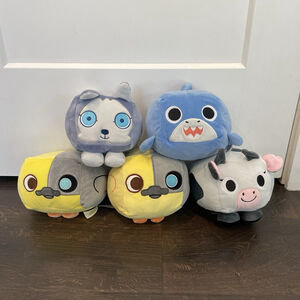 Lot of 5 Pet Simulator Big Game Plush NO CODES Cow Dog Shark Chick 6 inches